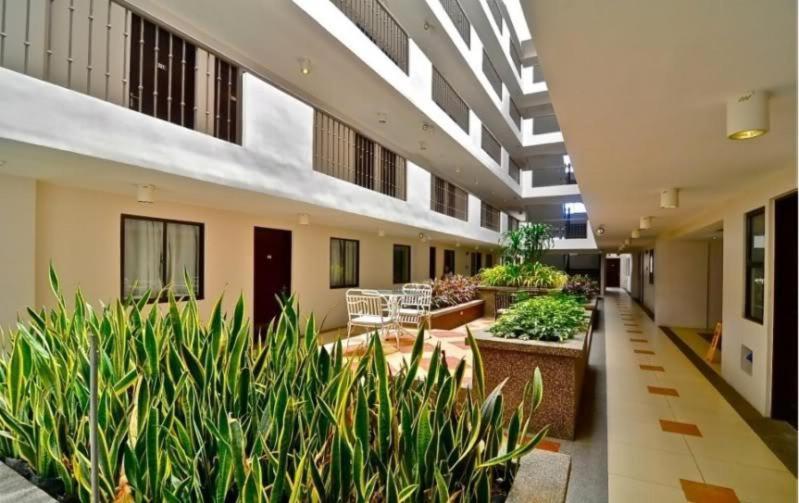 Vittoria Suites At Northpoint Pines Estate Davao City Exteriör bild
